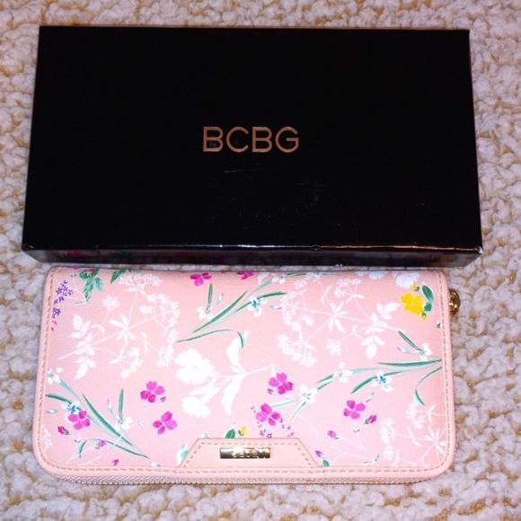 BCBG Floral Wallet  - Picture 1 of 7